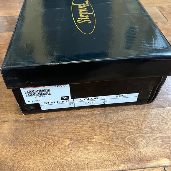 Stepwel Ankle Boots -EUC - Picture 8 of 8